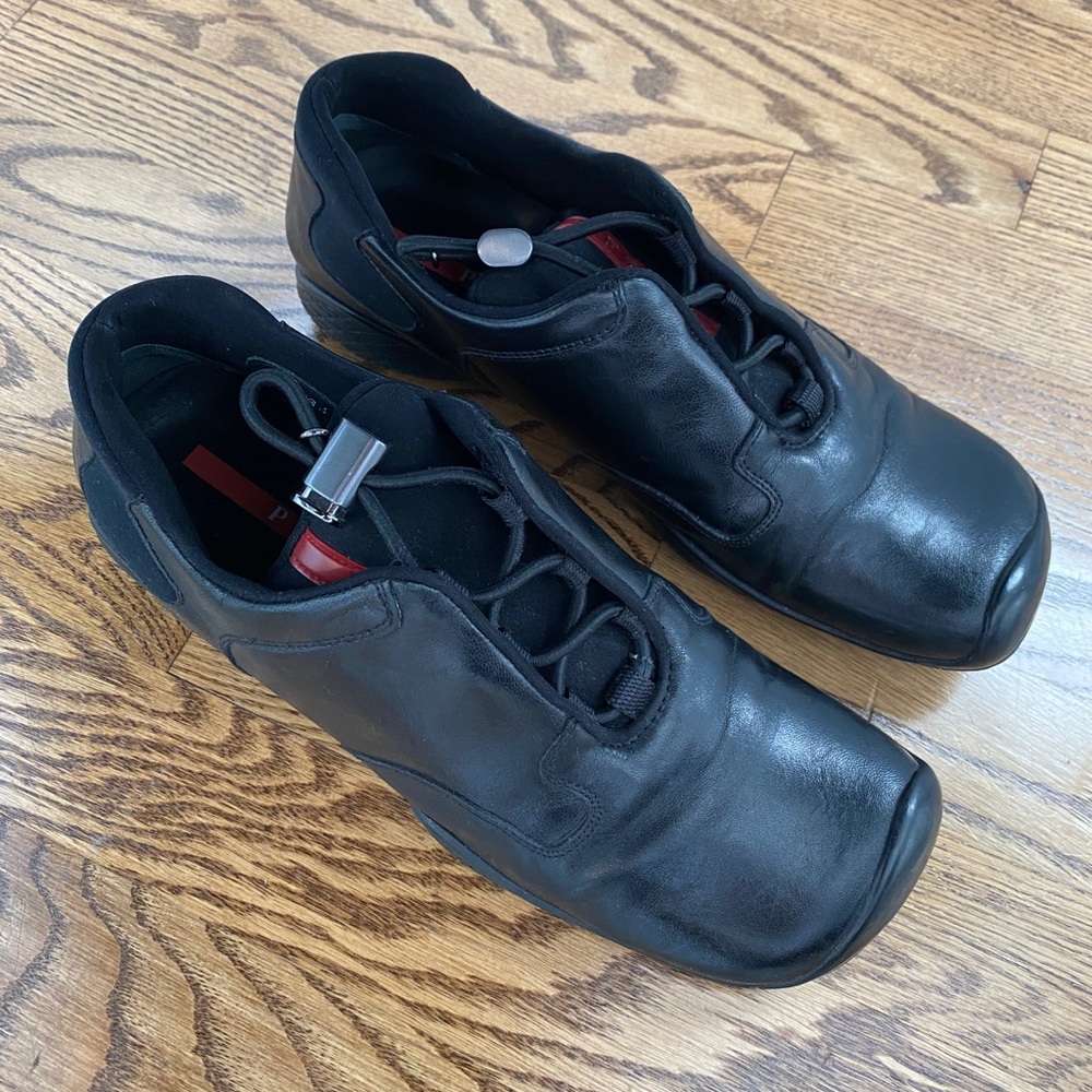 Vintage Prada Women's 39 Black Leather Sport Toggle Sneaker Shoes